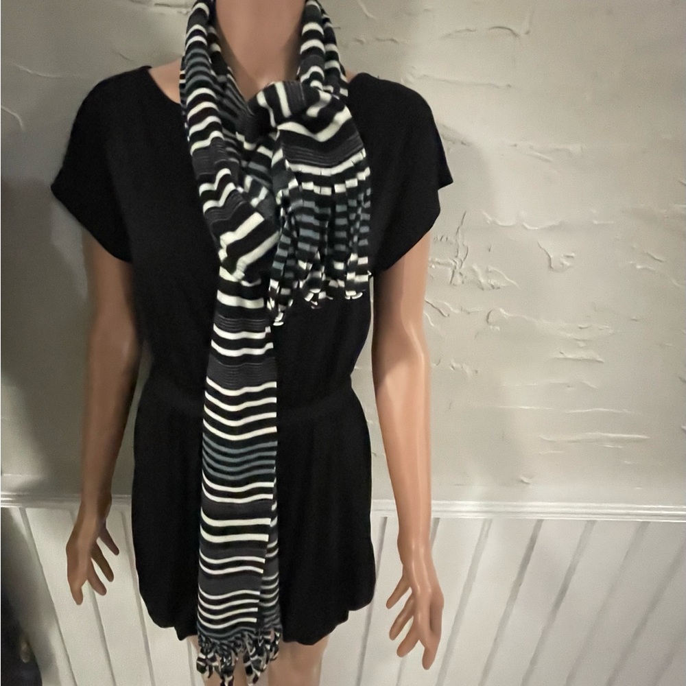 Old navy striped scarf